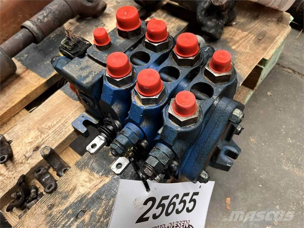 CASE 695SR hovedventil Гидравлическая система