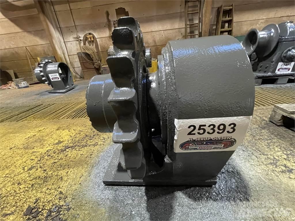 CAT 318BL Køregear Трансмиссии и КПП