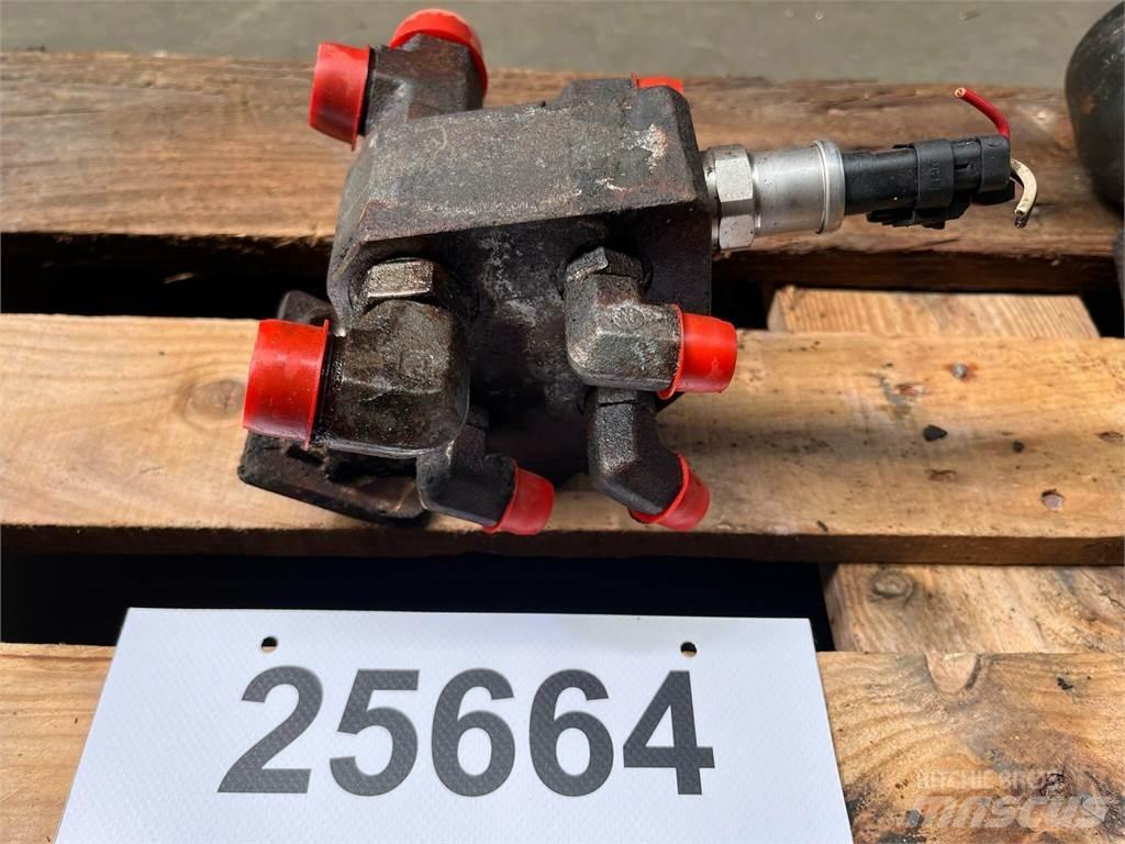 CAT 323D ventil Гидравлическая система
