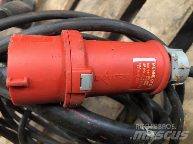 Demag el-talje type PK2N-F Запчасти для кранов