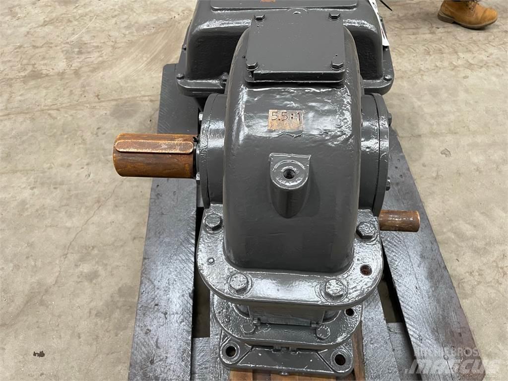 Flender gear - 5,5:1 Коробки передач
