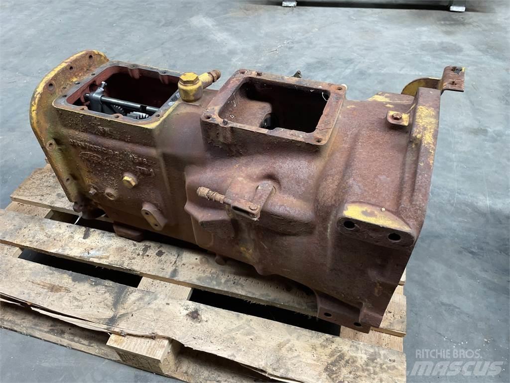  Gearkasse ex. Ford 550 Трансмиссии и КПП