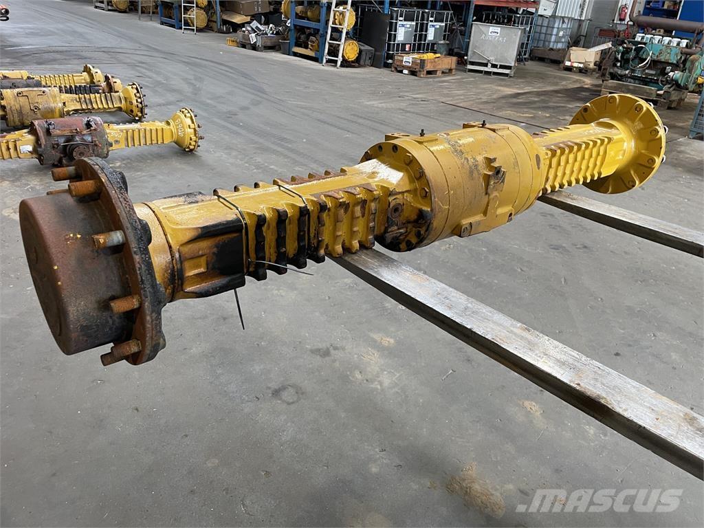 Hydrema 906C frontaksel Оси