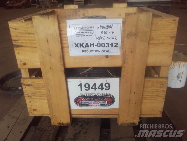 Hyundai R210LC-7 Køregear Трансмиссии и КПП