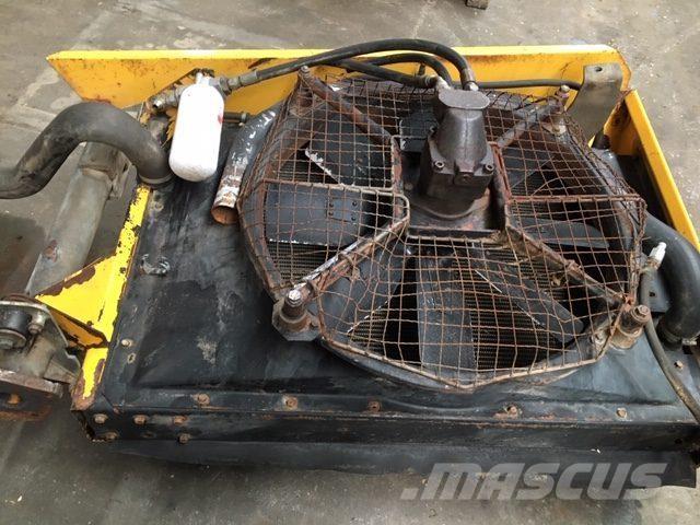  Køler, komplet ex. Volvo A30 Двигатели