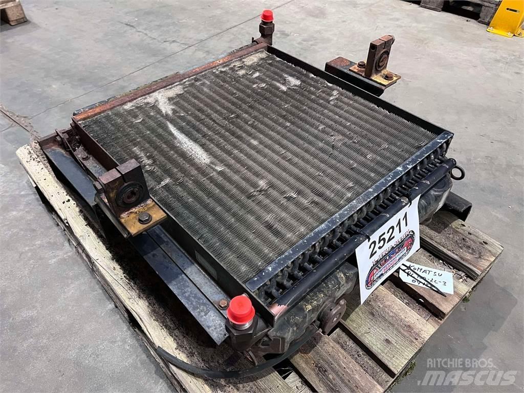 Komatsu PC150LC-3 Køler Двигатели