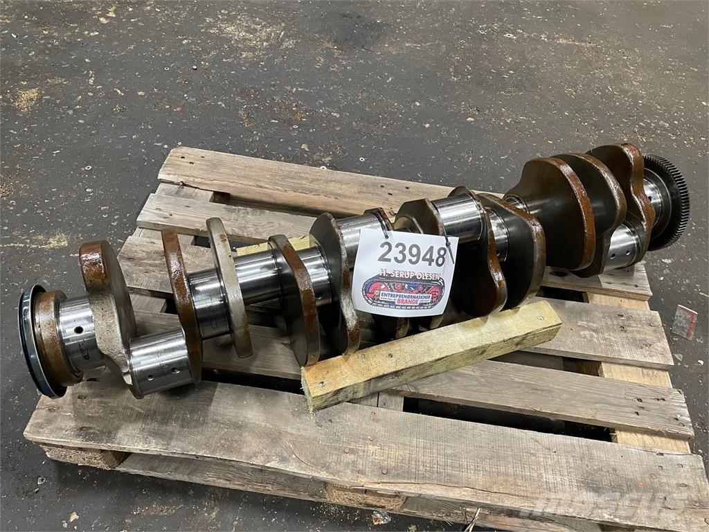  Krumtap ex. Cat 3412 motor Двигатели