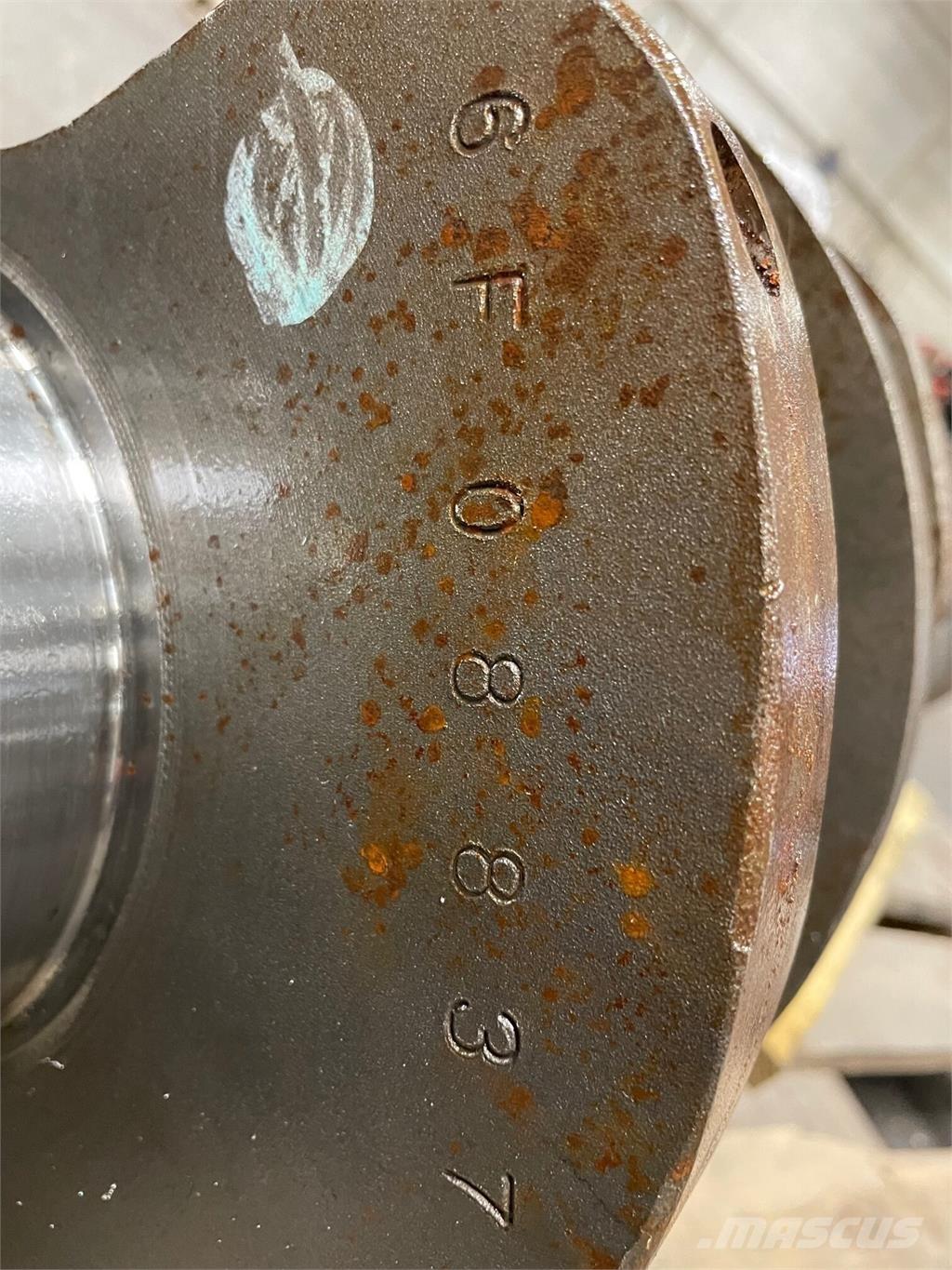 Krumtap ex. Cat 3412 motor Двигатели