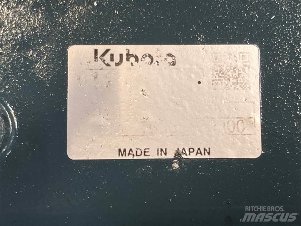 Kubota D1105 motor Двигатели