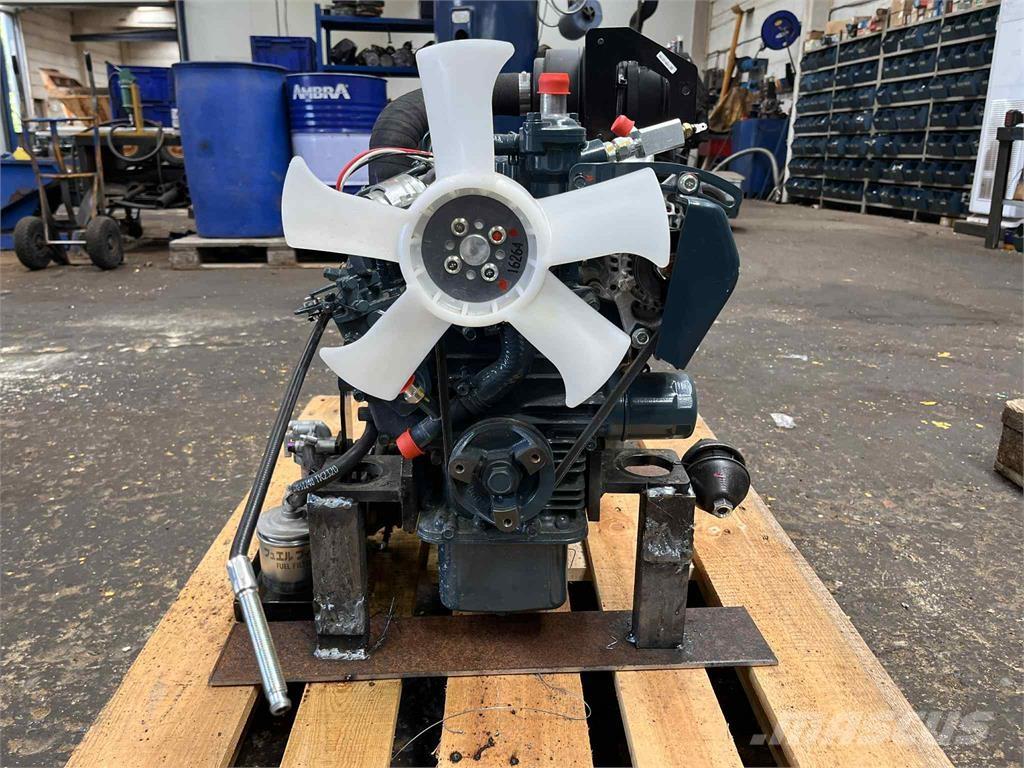 Kubota D902-EF07 motor Двигатели