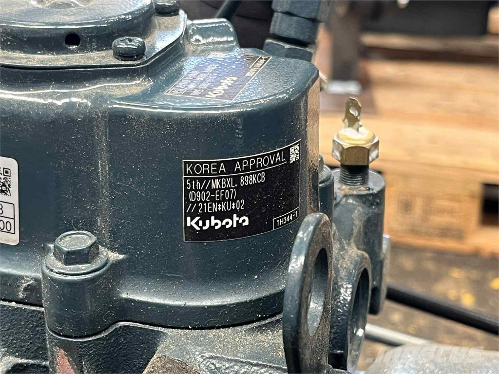 Kubota D902-EF07 motor Двигатели
