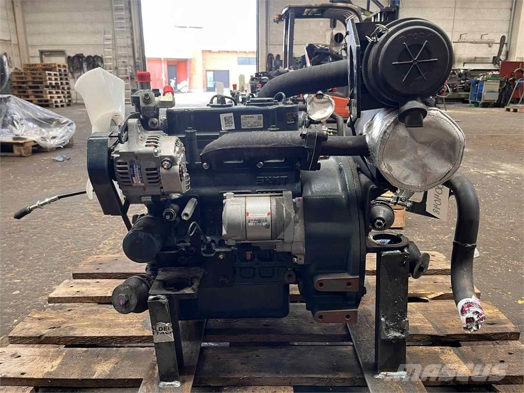Kubota D902-EF07 motor Двигатели