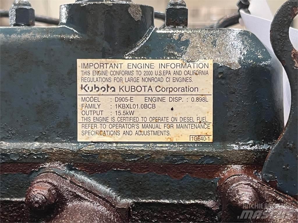Kubota D905 motor Двигатели