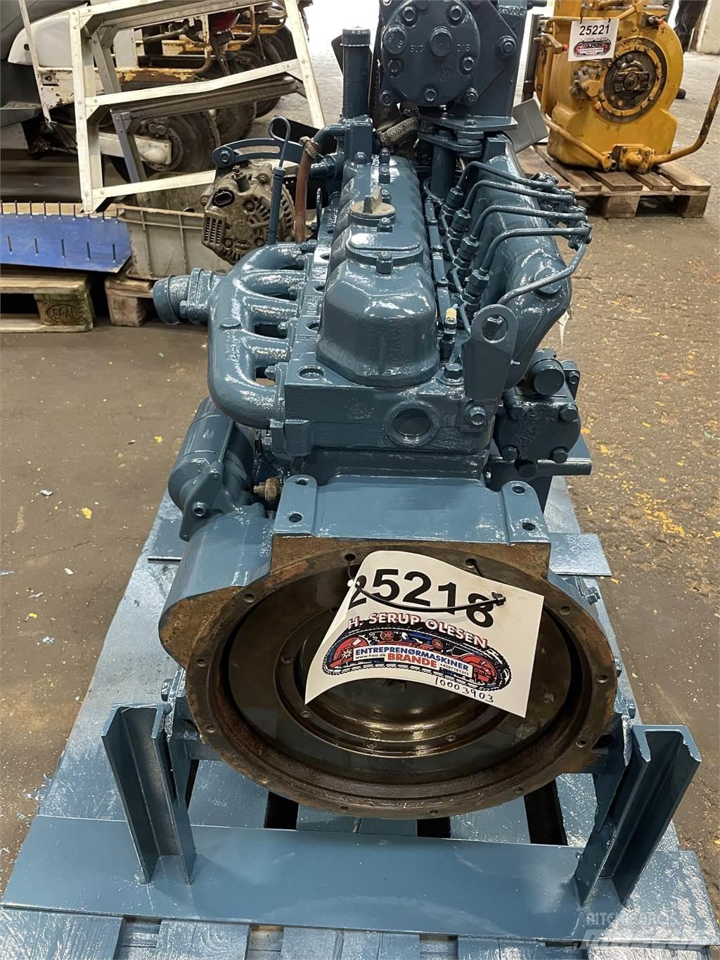 Kubota F2803 motor - 5 cyl. Двигатели