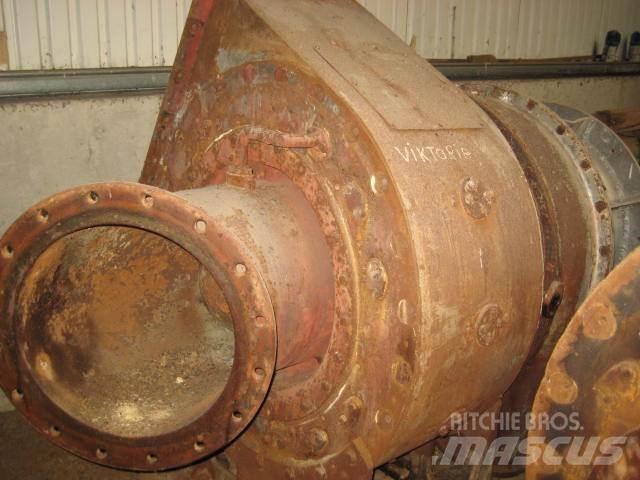 MAN 12V 32/40 turbo - 2 stk Компоненты строительной техники