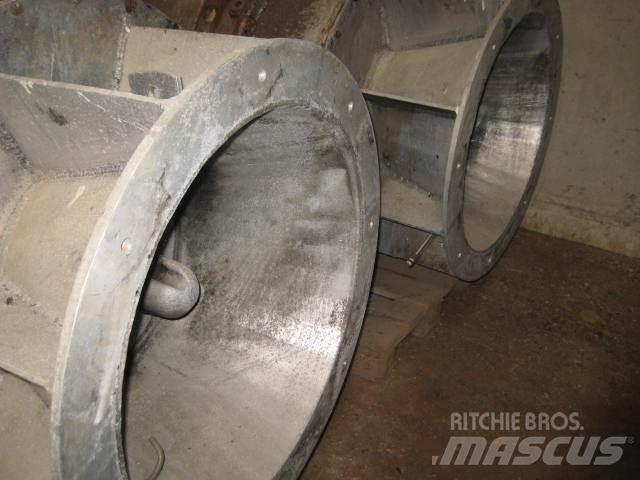 MAN 12V 32/40 turbo - 2 stk Компоненты строительной техники