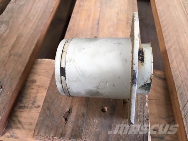  Motorophæng - ca. 100 stk. Двигатели