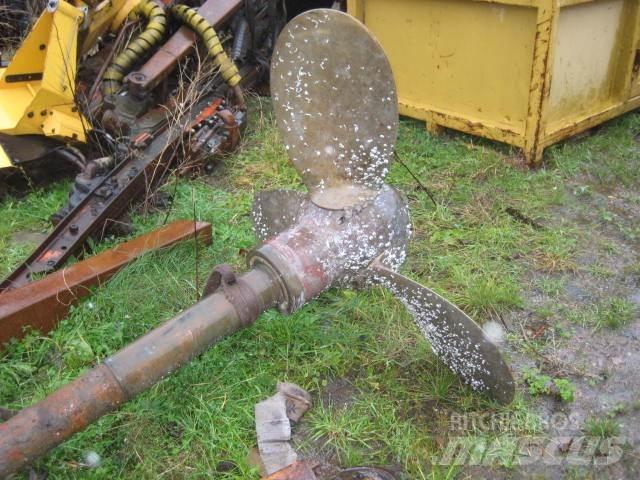 Propel ex. Bonille HM32 Земснаряды / баржи