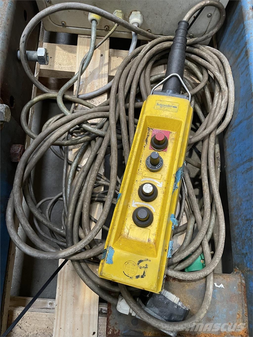  Rullebukke Компоненты строительной техники