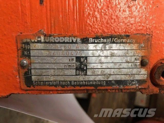  SEW Gearmotor Type R60A Двигатели