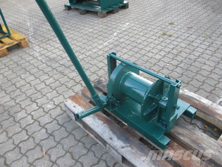  Spil, mek. til 5/8 kædetræk Подъемно-транспортное оборудование и грузовые лифты