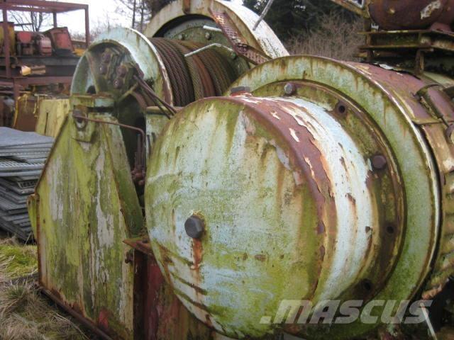  Støttebensspil ex. Storhavn Подъемно-транспортное оборудование и грузовые лифты