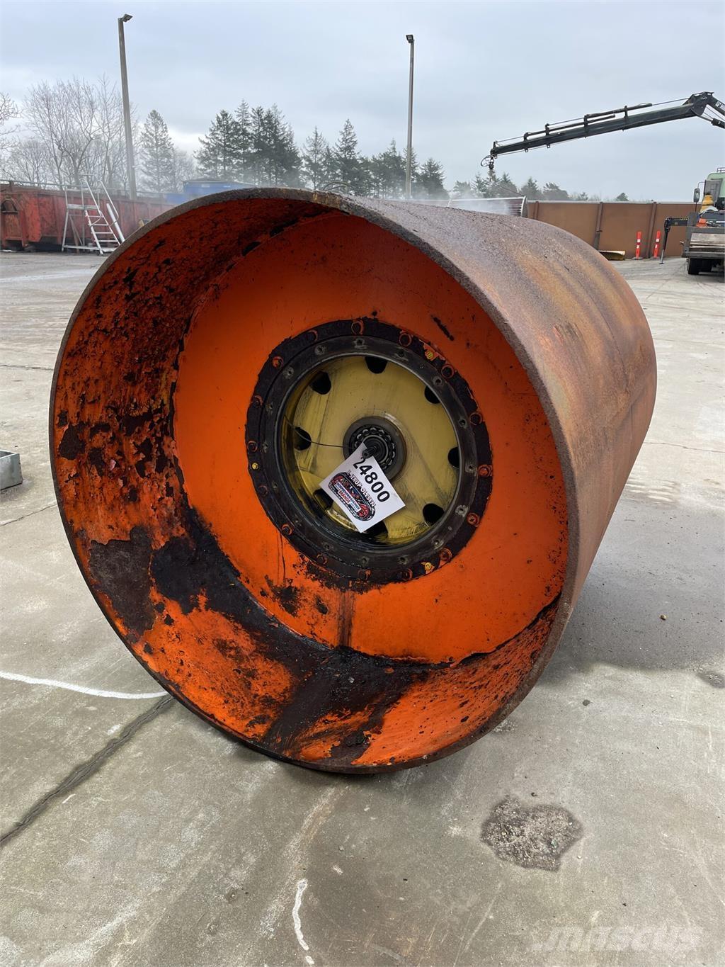  Trommel ex. Dynapac CC232 Катки тротуарные