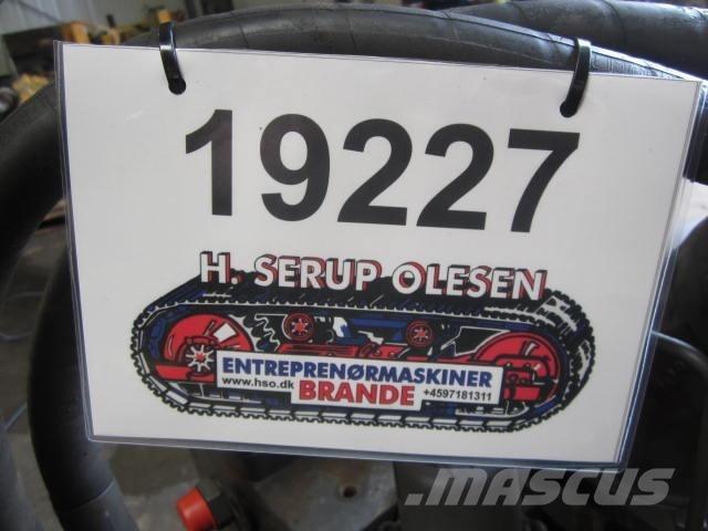 Volvo 230B Krøjegear Трансмиссии и КПП