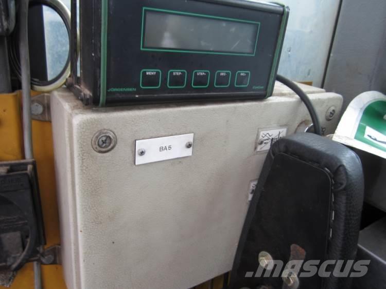 Volvo EC340 til ophug Гусеничные экскаваторы
