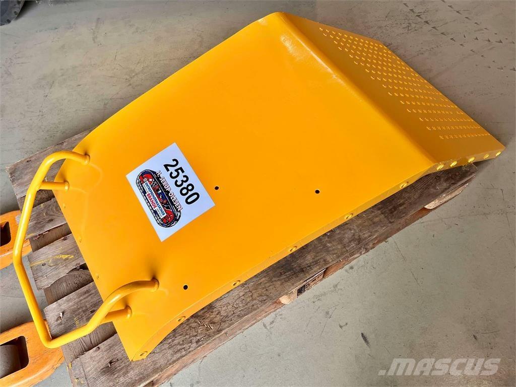 Volvo L120F bagskærm Компоненты строительной техники