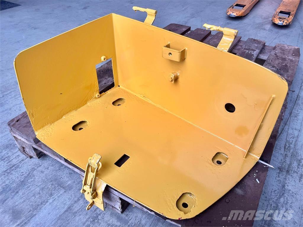 Volvo L120F batterikasse Компоненты строительной техники