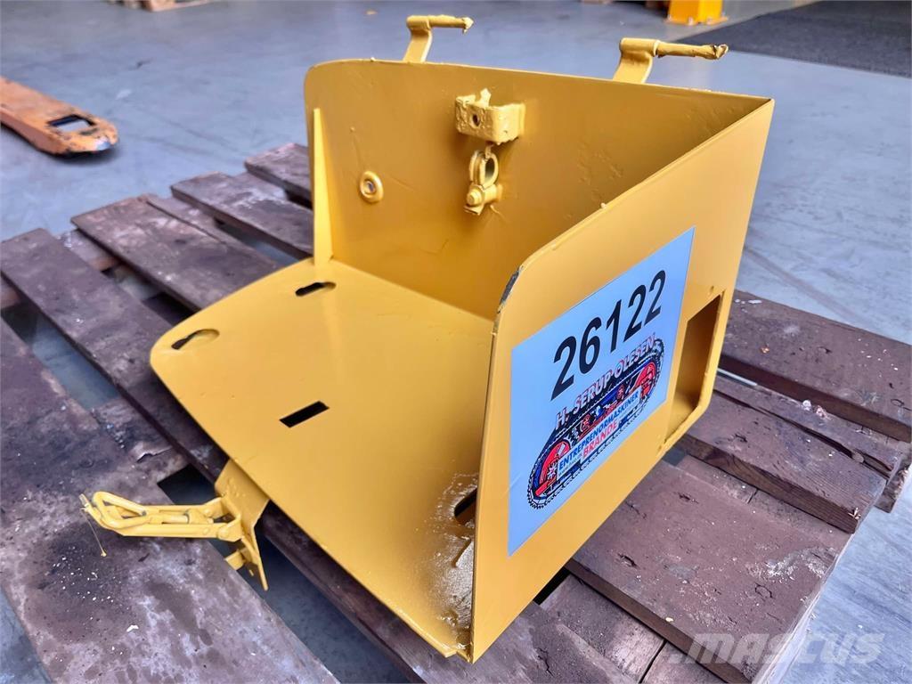 Volvo L120F batterikasse Компоненты строительной техники