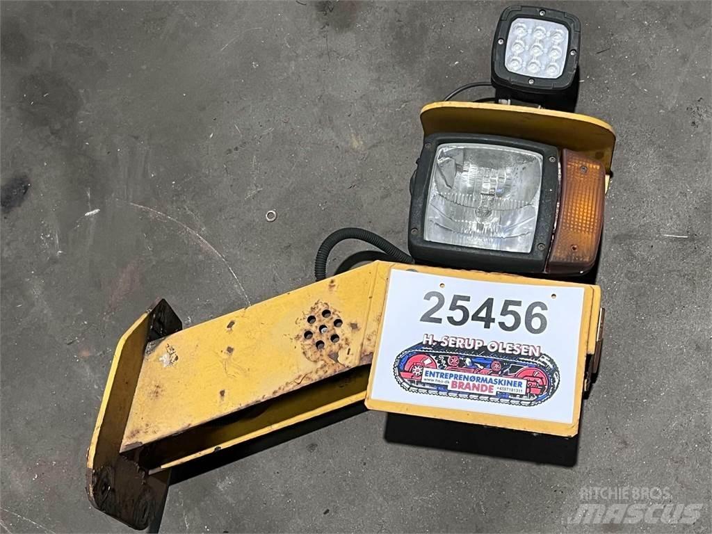 Volvo L120F frontlygte Электронные блоки