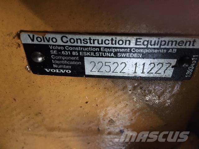 Volvo L180E Transmission Трансмиссии и КПП