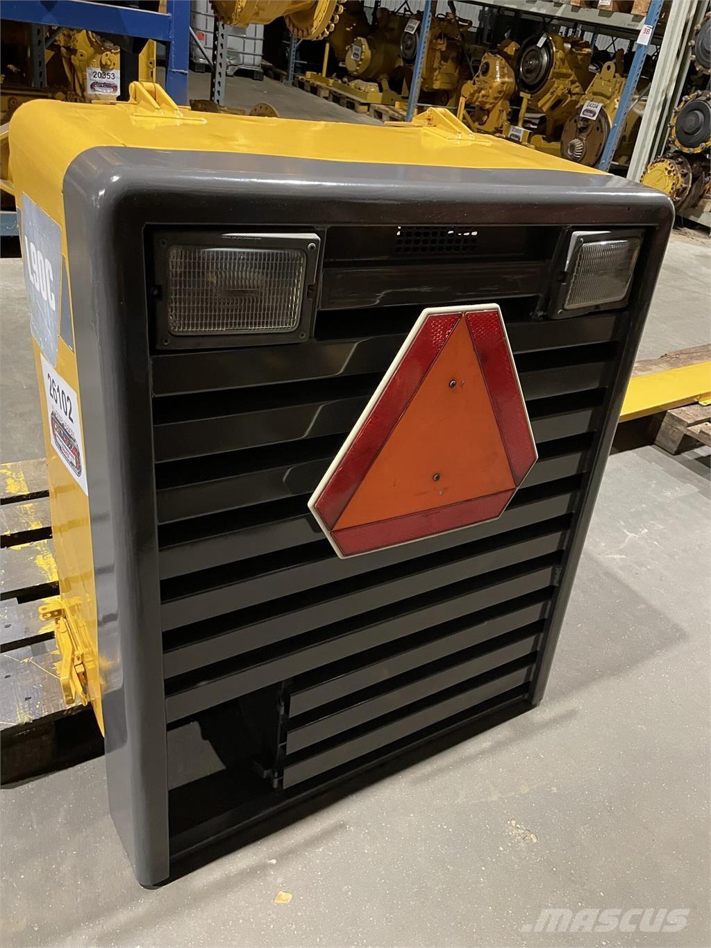 Volvo L90C kølerhjelm Компоненты строительной техники