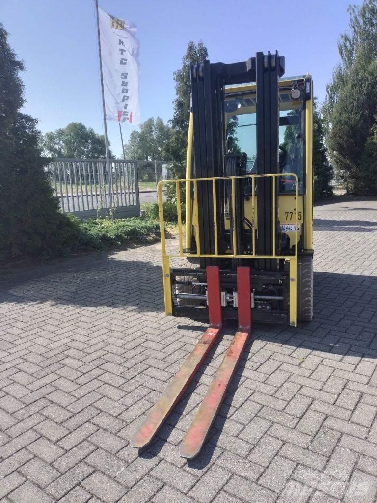 Hyster J2.5XN Электропогрузчики