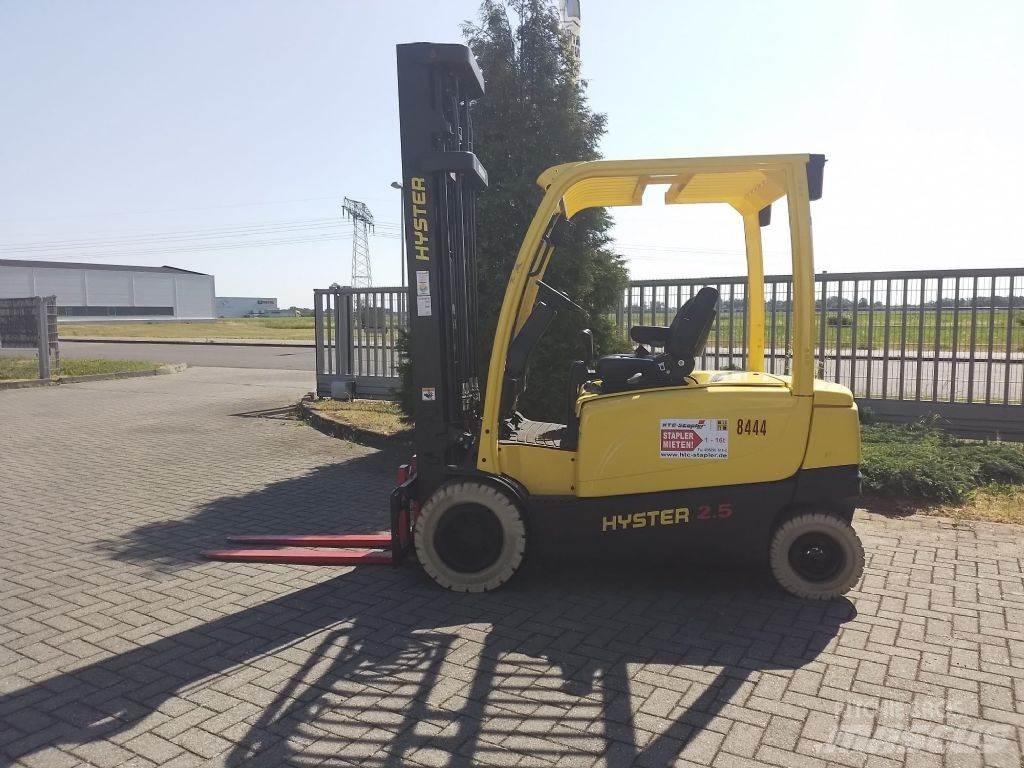 Hyster J2.5XN Электропогрузчики