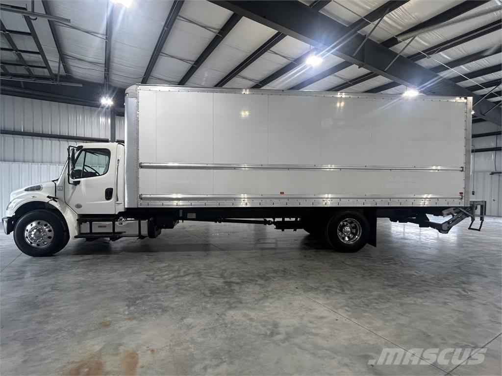 Freightliner M2 Грузовики-Фургоны