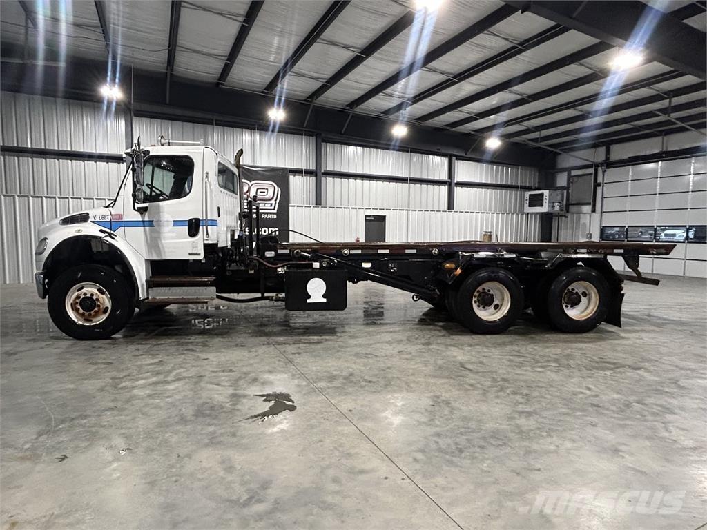 Freightliner M2 Грузовики-Контейнеровозы