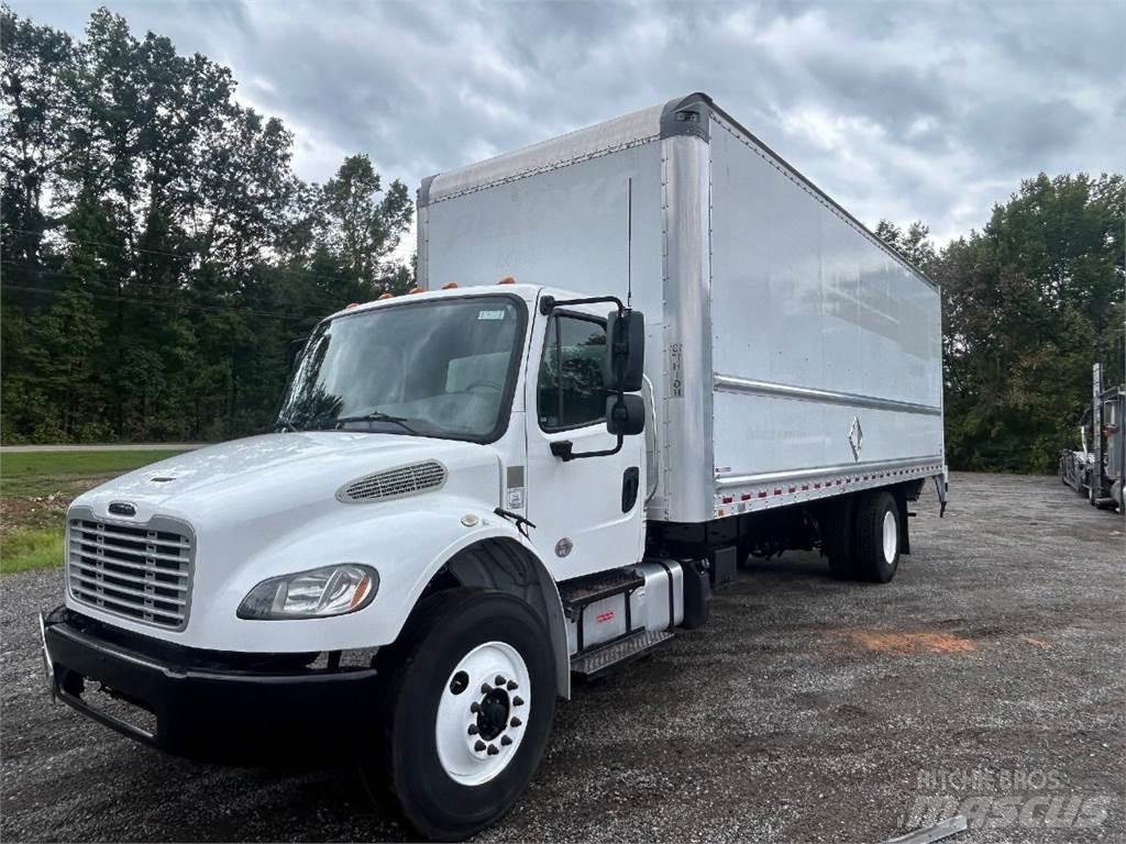 Freightliner M2 106 Грузовики-Фургоны