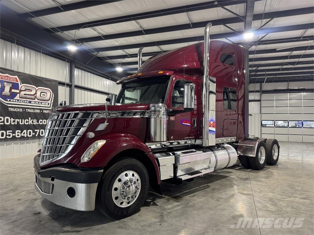 International LS532 Седельные тягачи