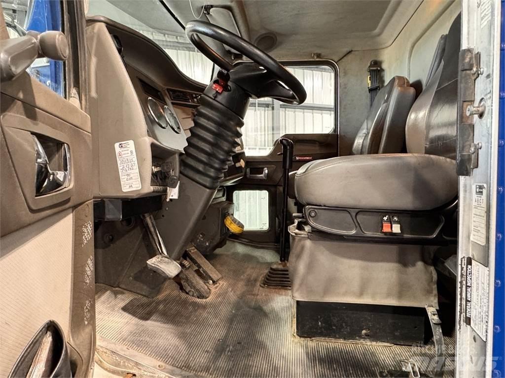 Kenworth T370 Грузовики-платформы/боковая разгрузка