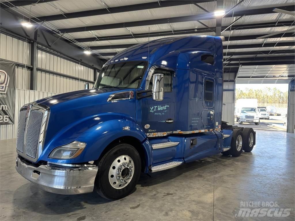 Kenworth T680 Седельные тягачи