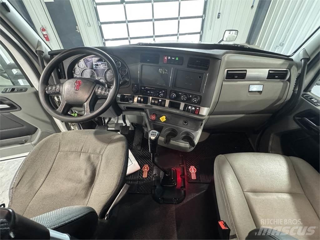 Kenworth T680 Седельные тягачи