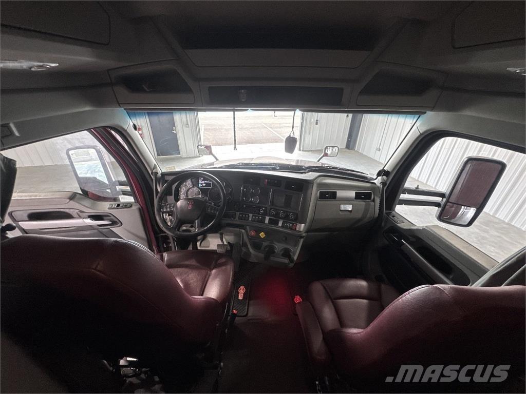 Kenworth T680 Седельные тягачи