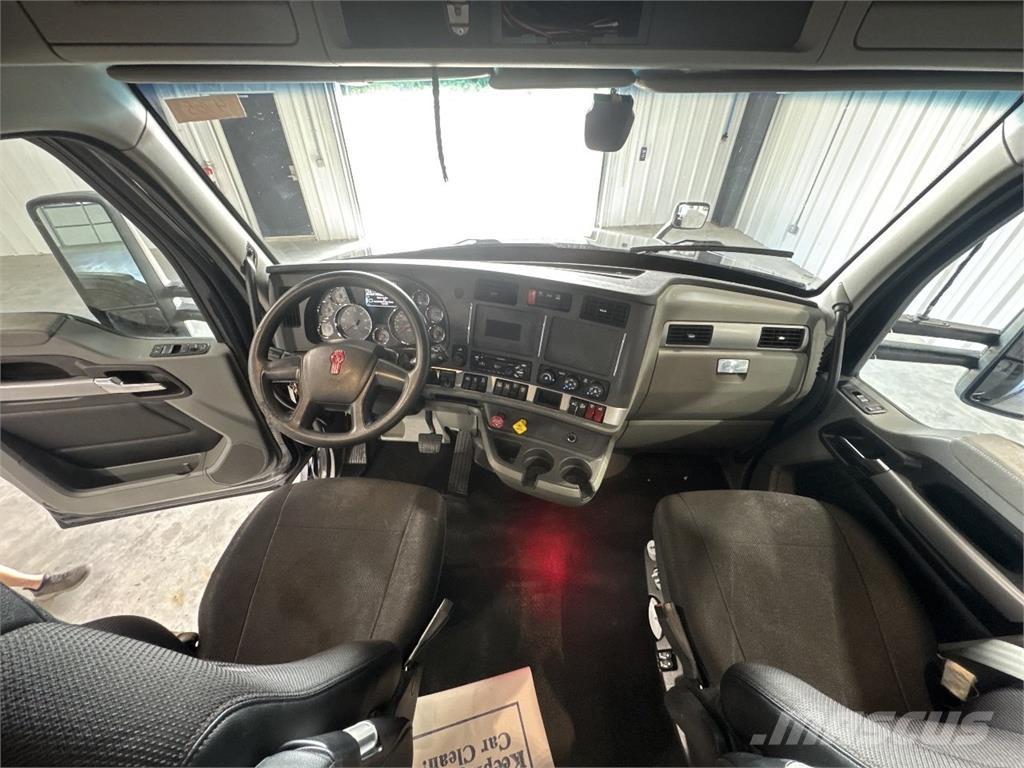 Kenworth T680 Седельные тягачи