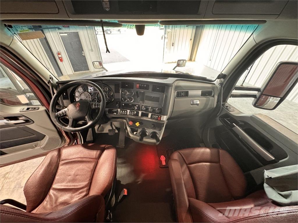Kenworth T680 Седельные тягачи