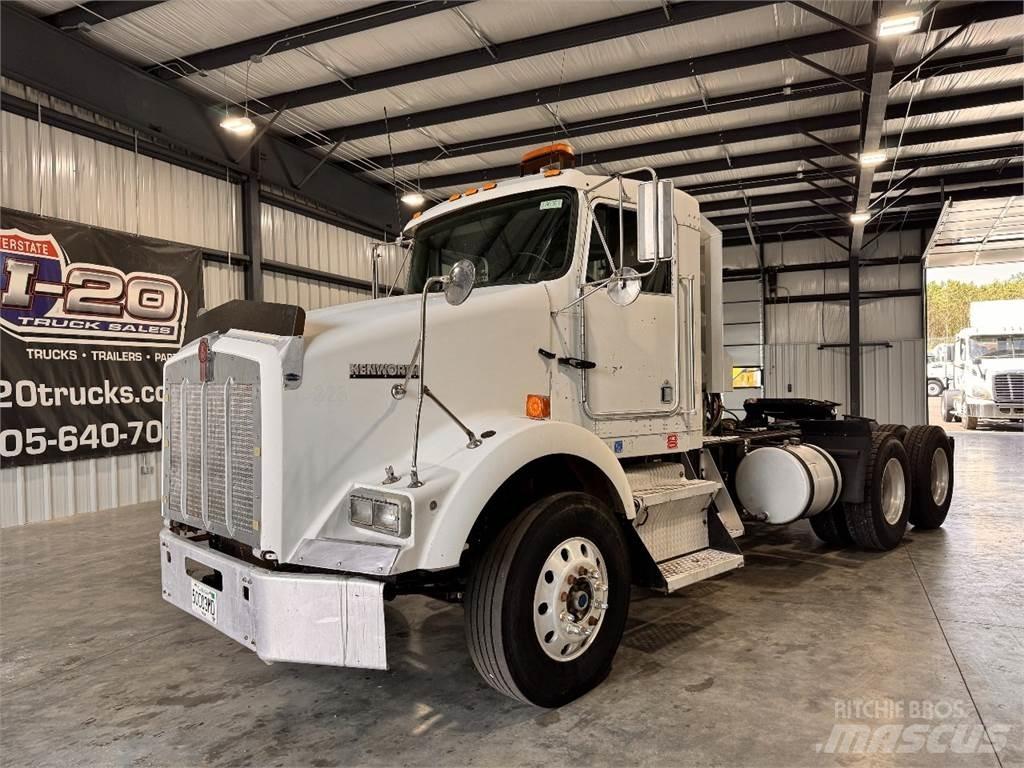 Kenworth T800 Седельные тягачи