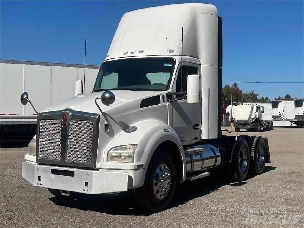 Kenworth T880 Седельные тягачи