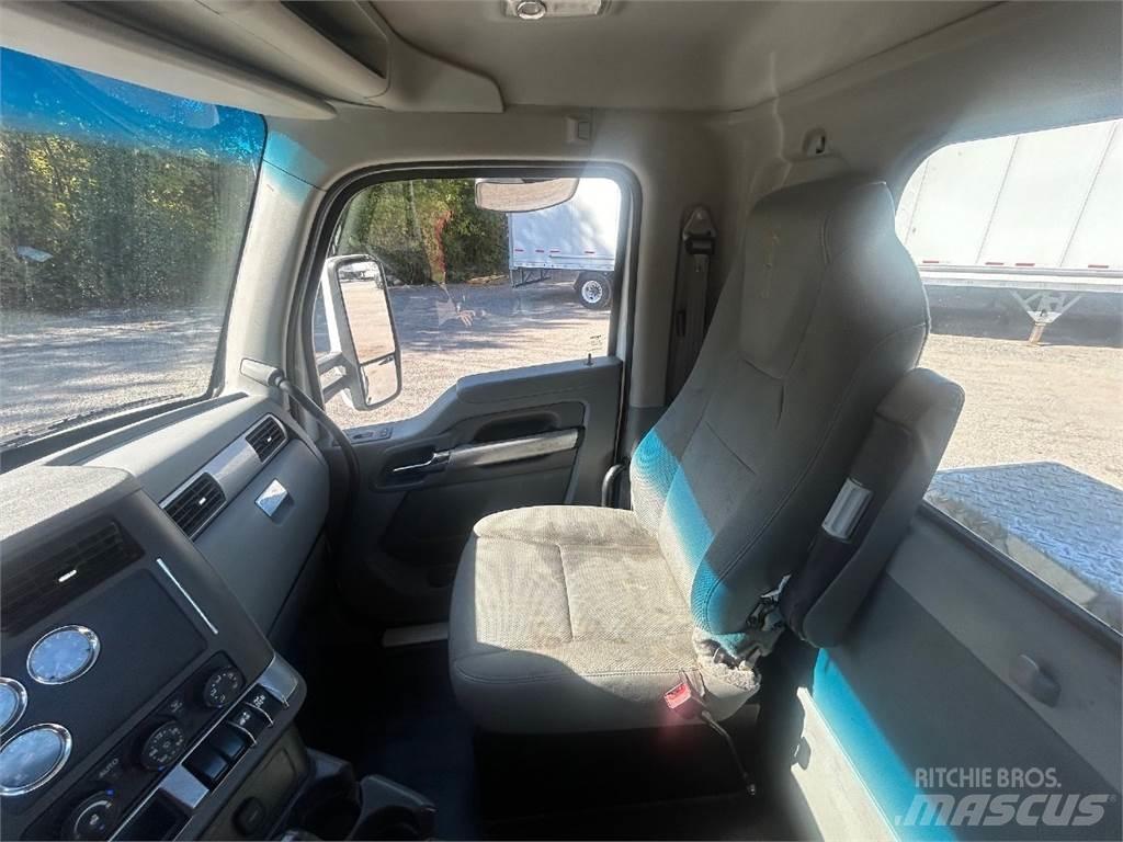Kenworth T880 Седельные тягачи